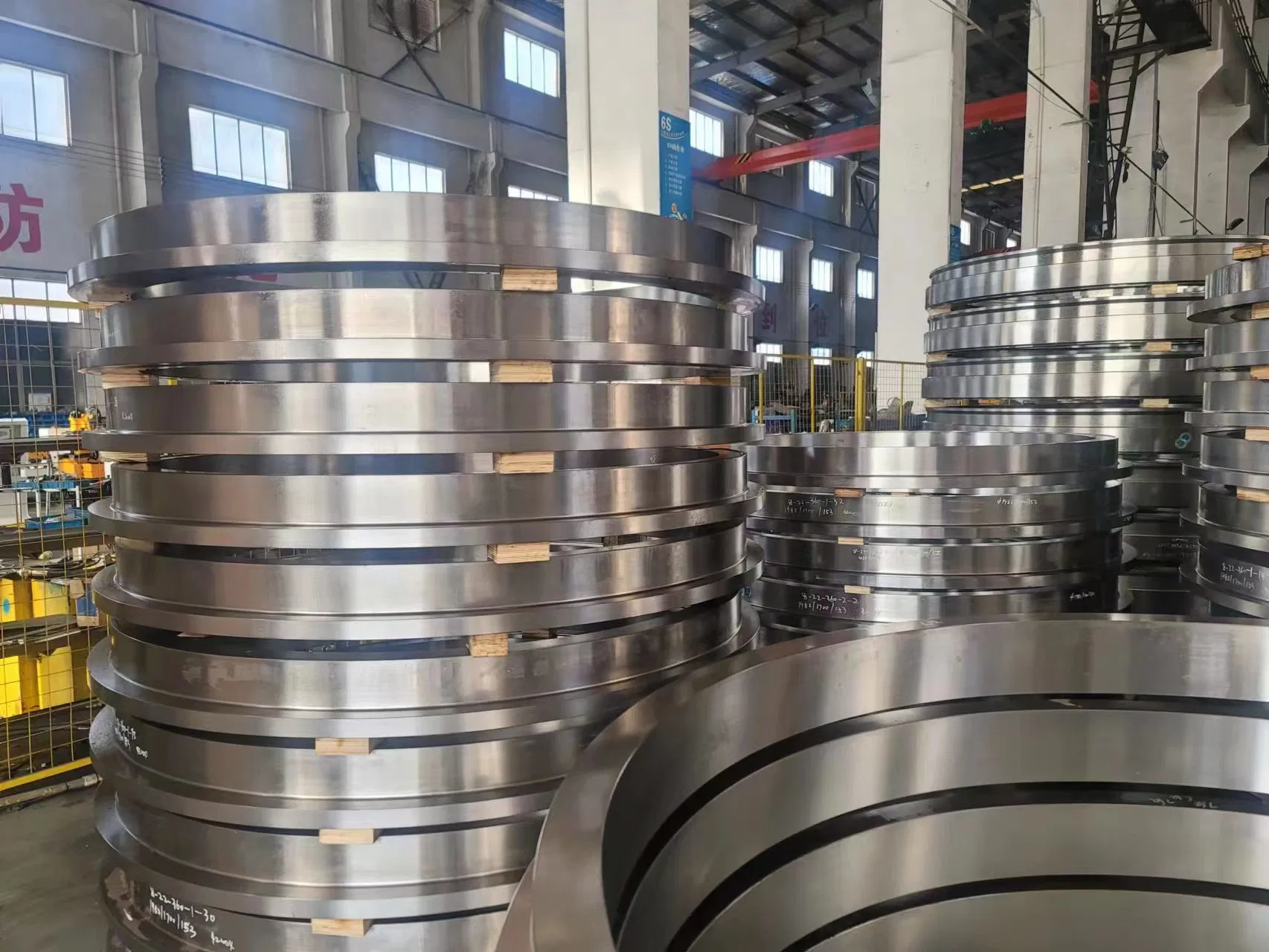 Manufacturer of Seamless Rolled Ring Forging