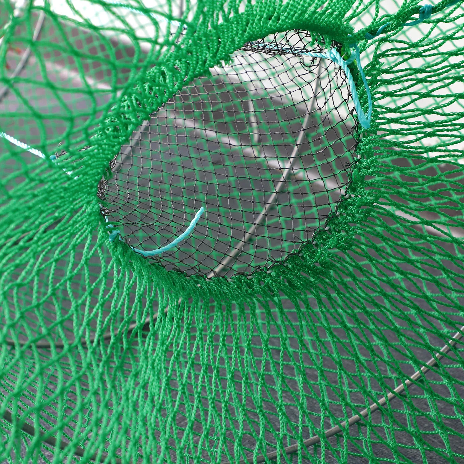 Green Color PE Knotless Net Noble Fish Trap