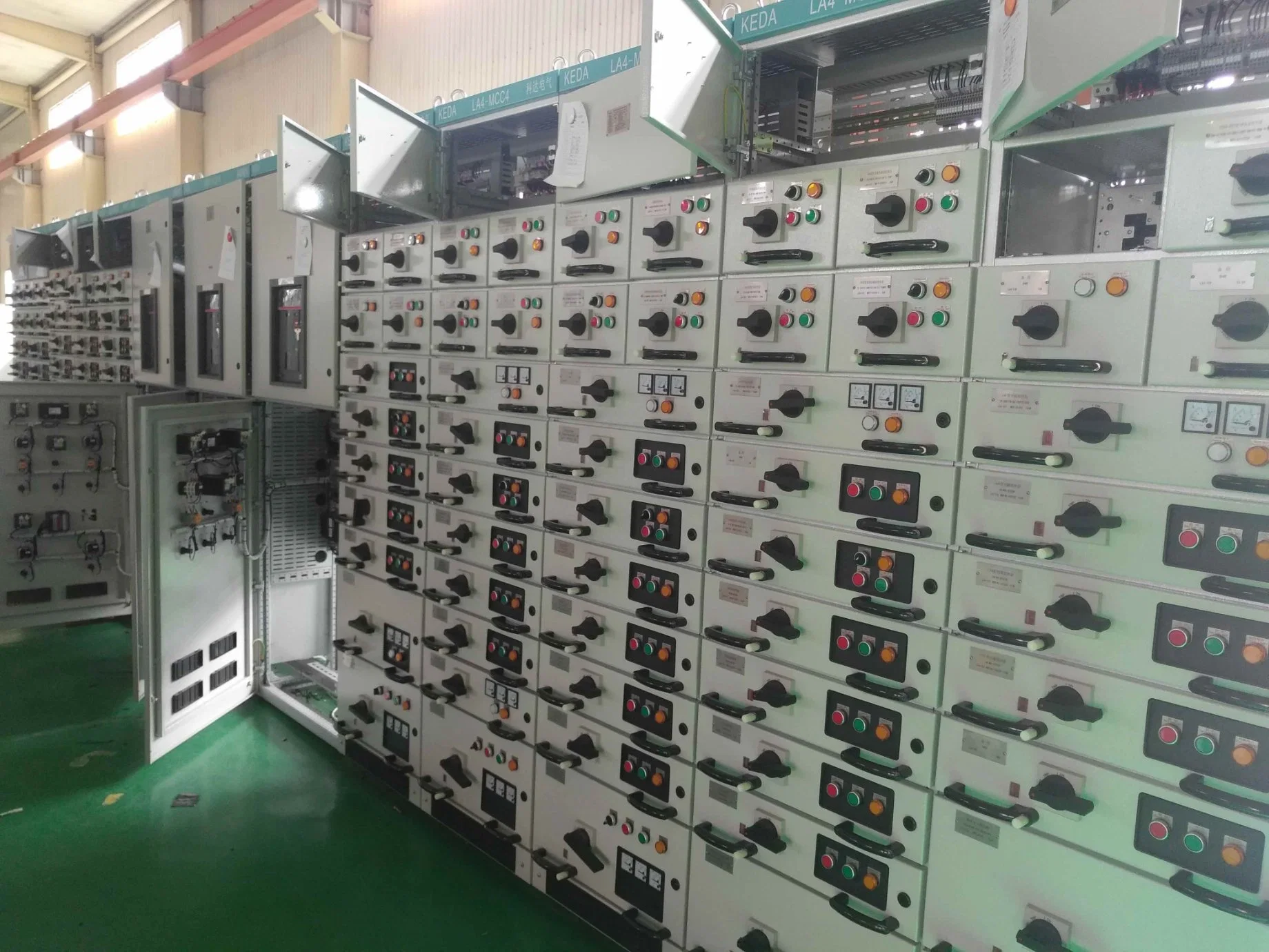 High-Quality VFD Housing Frequency Conversion Control System Oil Field Equipment