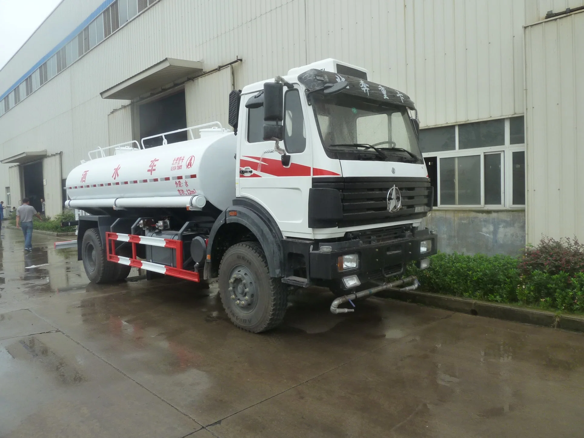 Beiben 1624 Ng80 Cab 15ton tanque de rociadores de agua de servicio pesado Camión