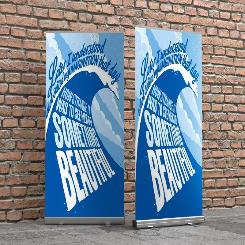 Einziehbare Banner Roll-up Ständer mit austauschbaren Grafiken für Promotion