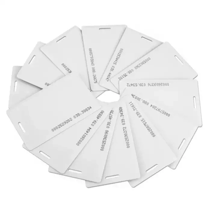 Stock de carte de contrôle d'accès de gros Contactless em4200 TK4100 T5577 puce RFID Smart en PVC blanc ID de proximité 125 kHz Em carte RFID