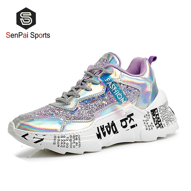 2021 Trend Branded Shinny Sneakers Popular Lady Fashion Footwear