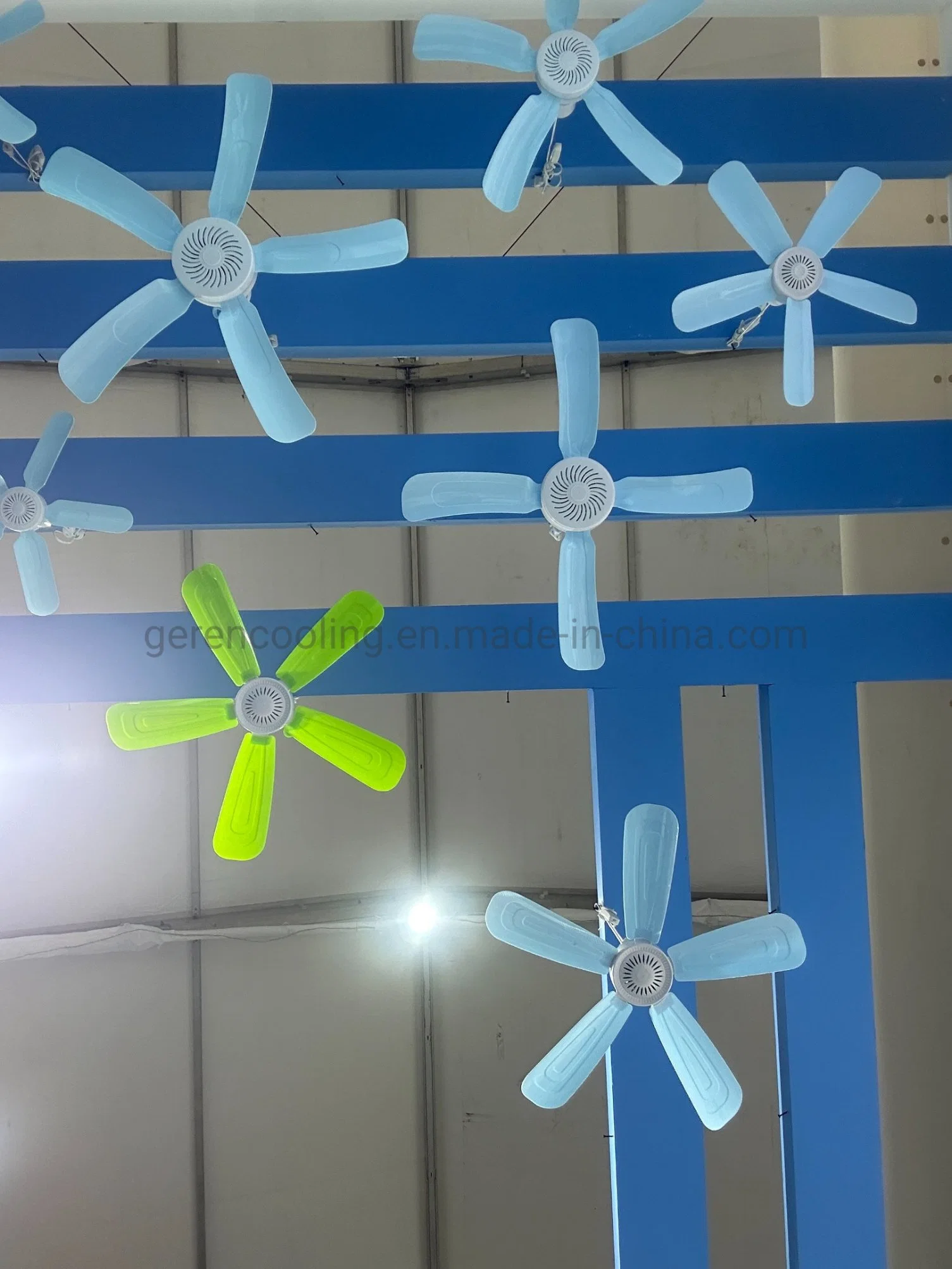 Mini Ceiling Fan 1030 Clip Fan /Ceiling Fan/ Mini Fan /Clip Fan/ Electric Fan/Saftey Fan Portable Student Bed Clip Household Electric Fan Handheld Fan