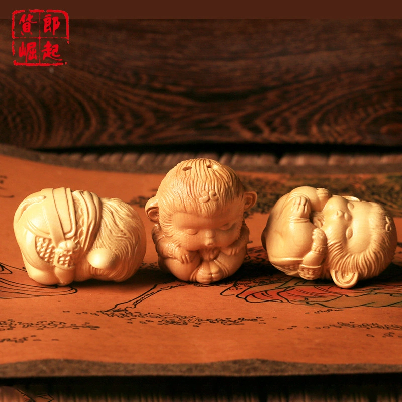 Boxwood Carving Monkey Sun Wukong Arts and Crafts Pendant Car الديكور