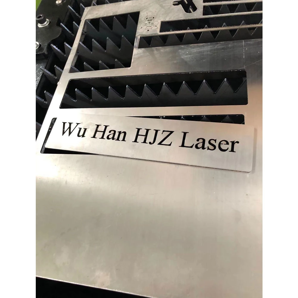 500W 1000W 2000 Watt Metallblech Verarbeitung Edelstahl / Kupfer / Aluminium Werbung Industrie CNC Gravieren Fräsen Faser Laser Cutter