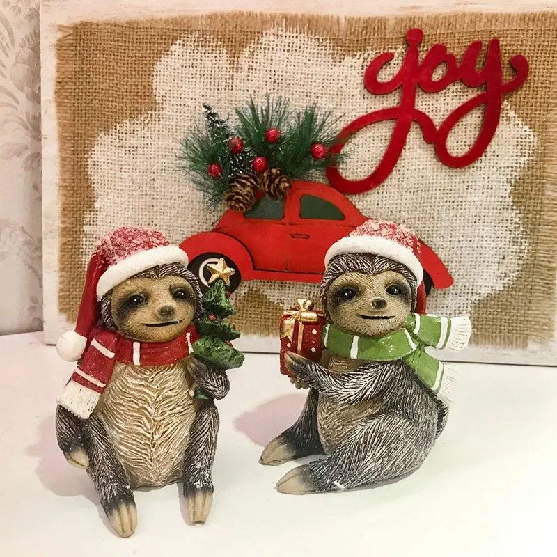 Wholesale Home Decoration Resin Animal Figurine Design Christmas Resin Statue Accent Decoration