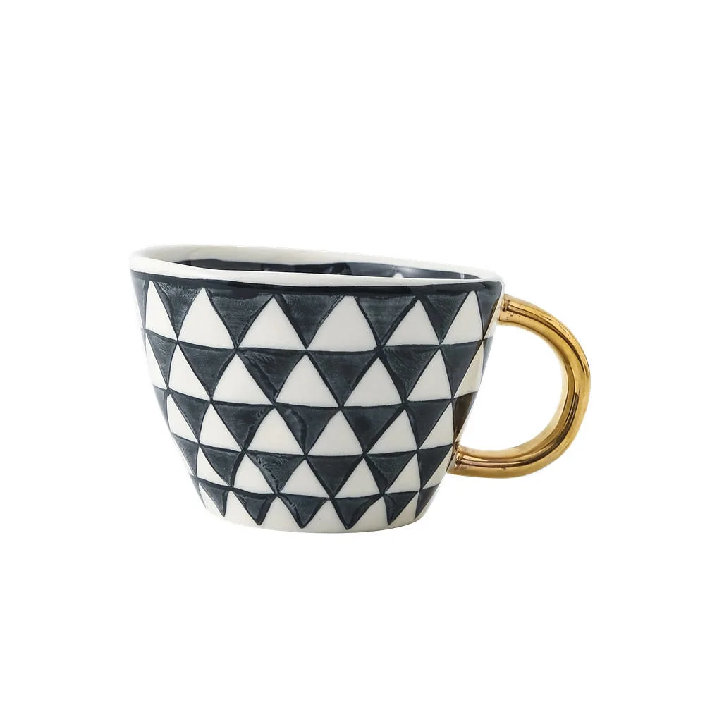 White and Black Triangular Espresso Mug Coffee Cup Ceramic Cup Coffee Luxury