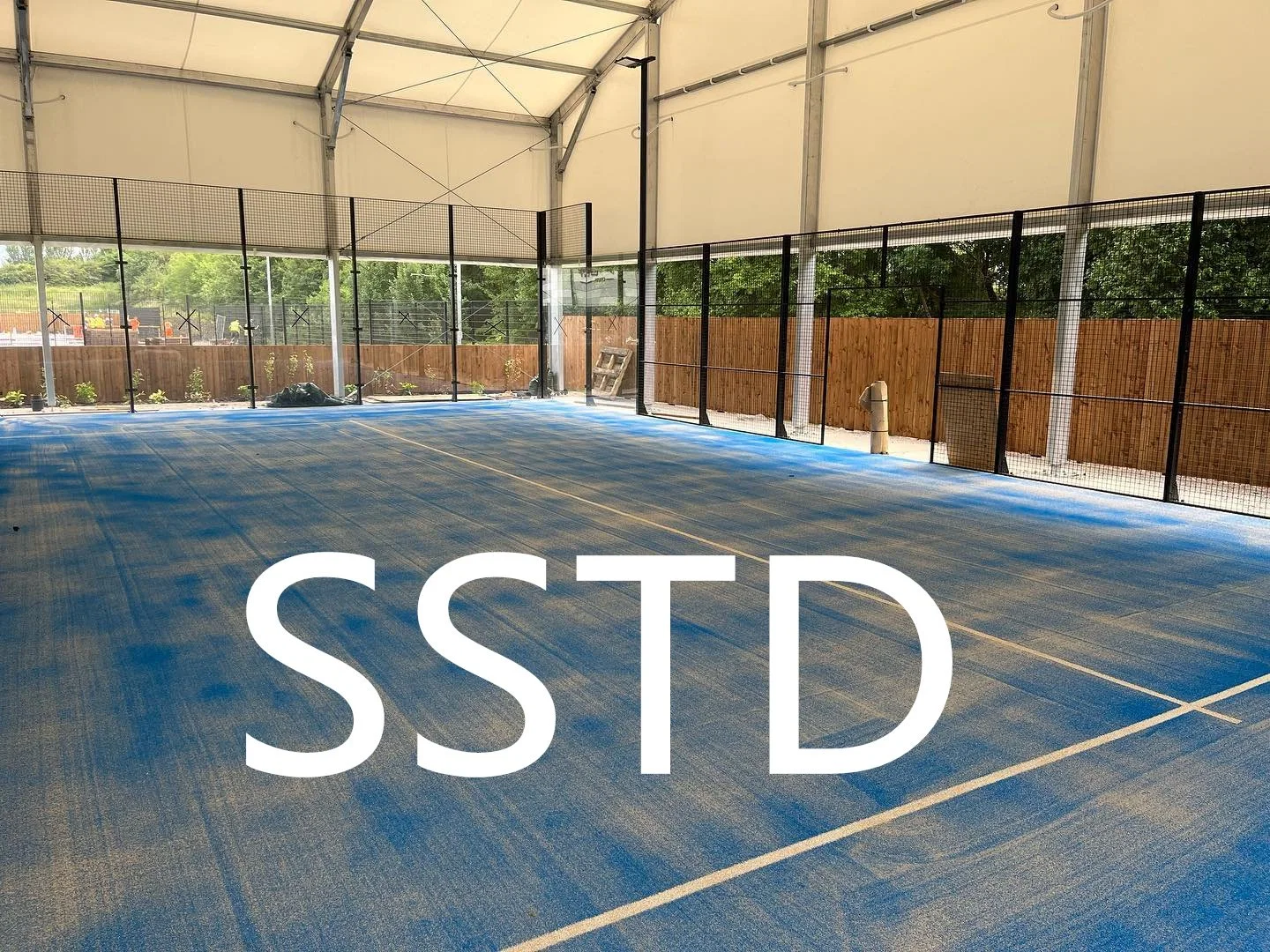 Sstd Paddle Court Supplier Panoramic Paddle Tennis with Cover Padbol Court Roof Tennis Court Cover