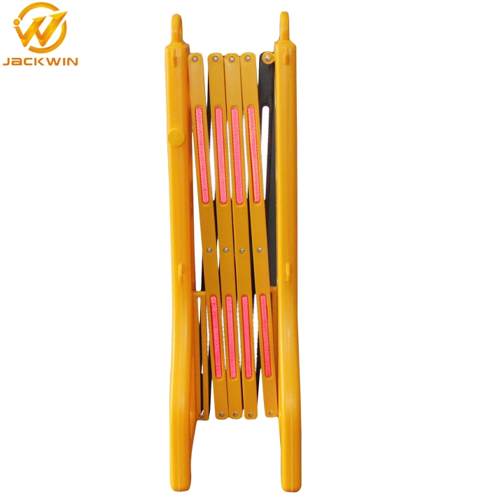 2500mm Temporary Road Yellow Portable Blowing Expandable Plastic Barrier