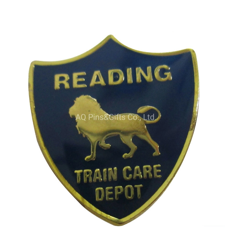 Customized Metal Badge in Golden Color with Magnet on Back (294)