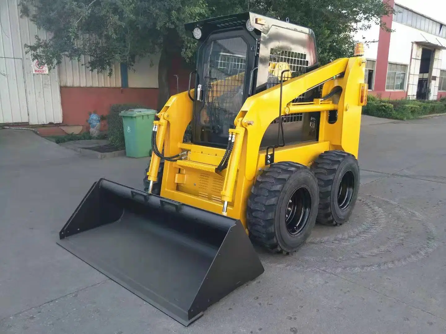 Cargadora compacta de tamaño medio y mini de factor directo al por mayor Modelo y excavadora