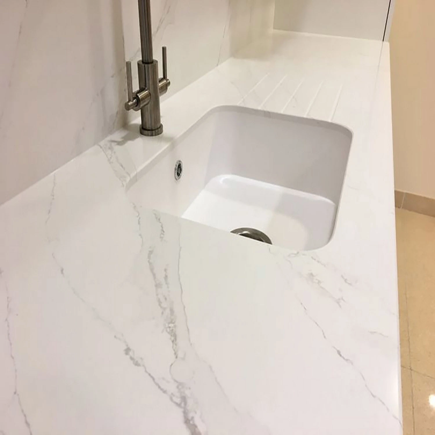 Hochwertige Künstliche Quarz Platten White Quartz Stone Quarz Arbeitsplatten Für Küchen