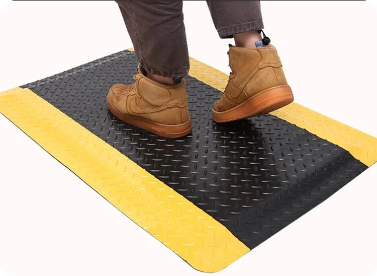 Tapis anti-fatigue anti-fatigue anti-fatigue anti-glissement en PVC Leenol 18 mm