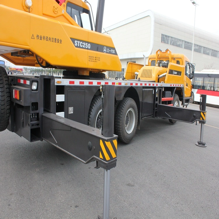 Sany Stc250-IR2 25 tonnes grue de camion de grue moyenne de treuil