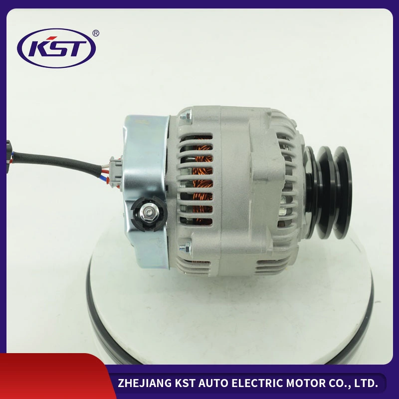 Excavator Auto Parts 28V 60A Alternator 27040-2220b