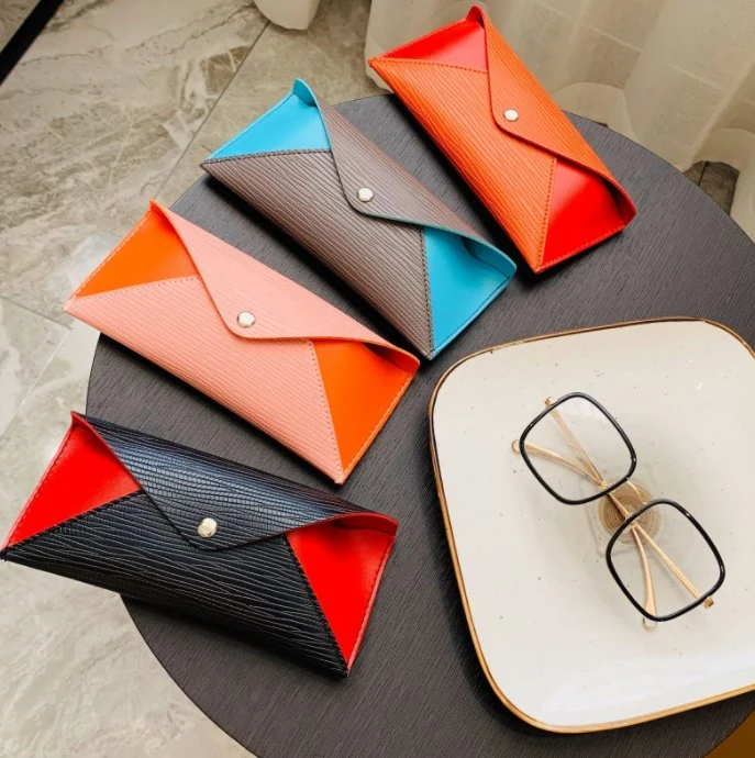 Fashion Personality Soft Bag Eyeglasses Packing Bag Splicing Color Magnet PVC Envelope Glasses Case