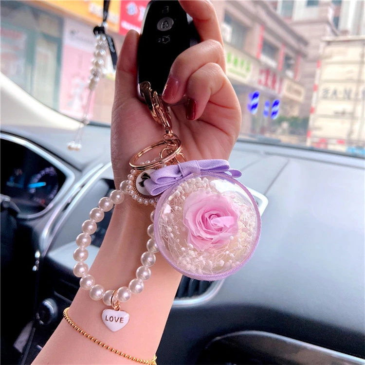 New High-Quality Key Ring Keyring with Preserved Fresh Flower (no water needed) , Best Gift and Souvenir Key Chain Made in China.