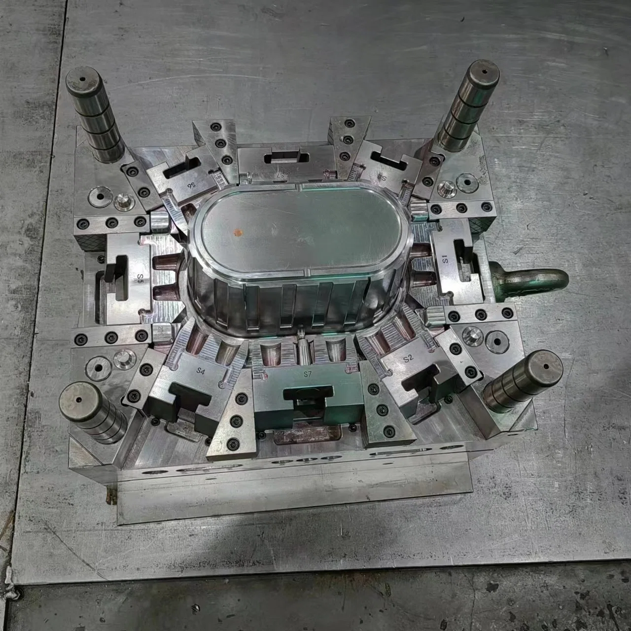 Professional Manufacture Plastic Basket Mould Making for Injection Molding Products