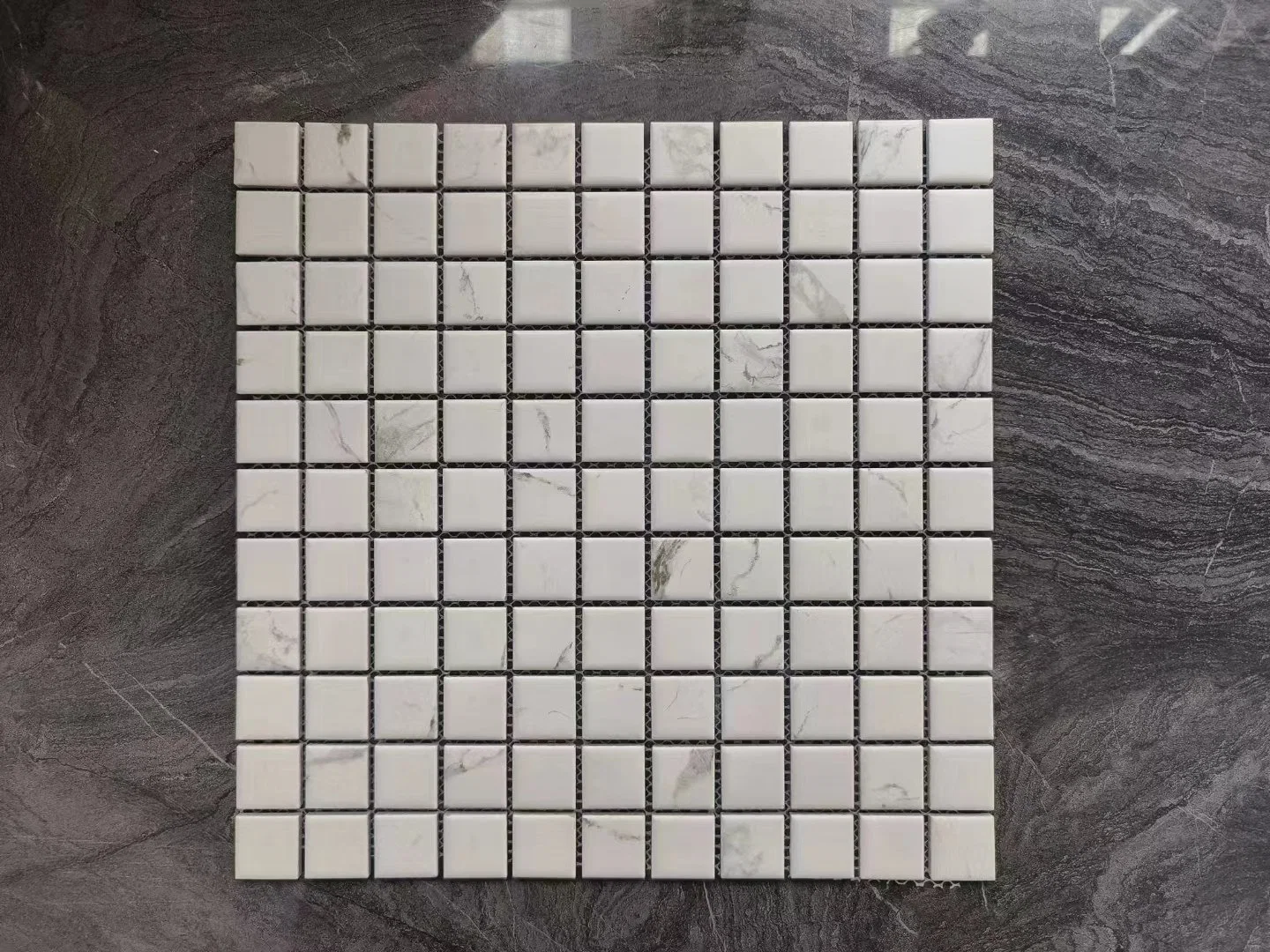 Good Quality Mirror Indoor Porcelain White Ceramic Mosaic Tile for Wall Decoration