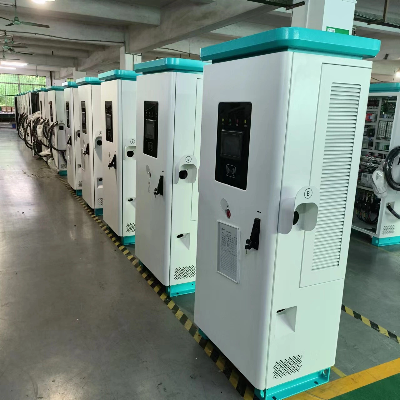 Certificação cre 120kw Chademo CCS1 CCS2 EV carregador de carro da estação de carga de pilha de carga Ocpp 1.6 Carga para utilização exterior uso comercial