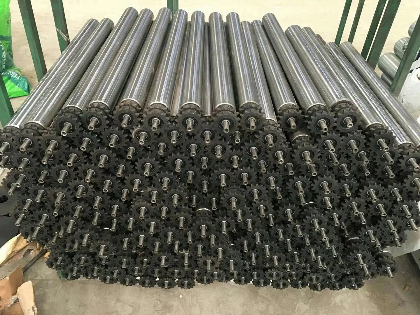 Steel or Stainless Steel Sprocket Roller