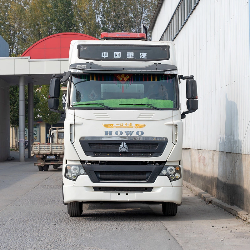 Usa Sinotruk HOWO T7, 6x4 cabina confortable GNC camión tractor para la venta