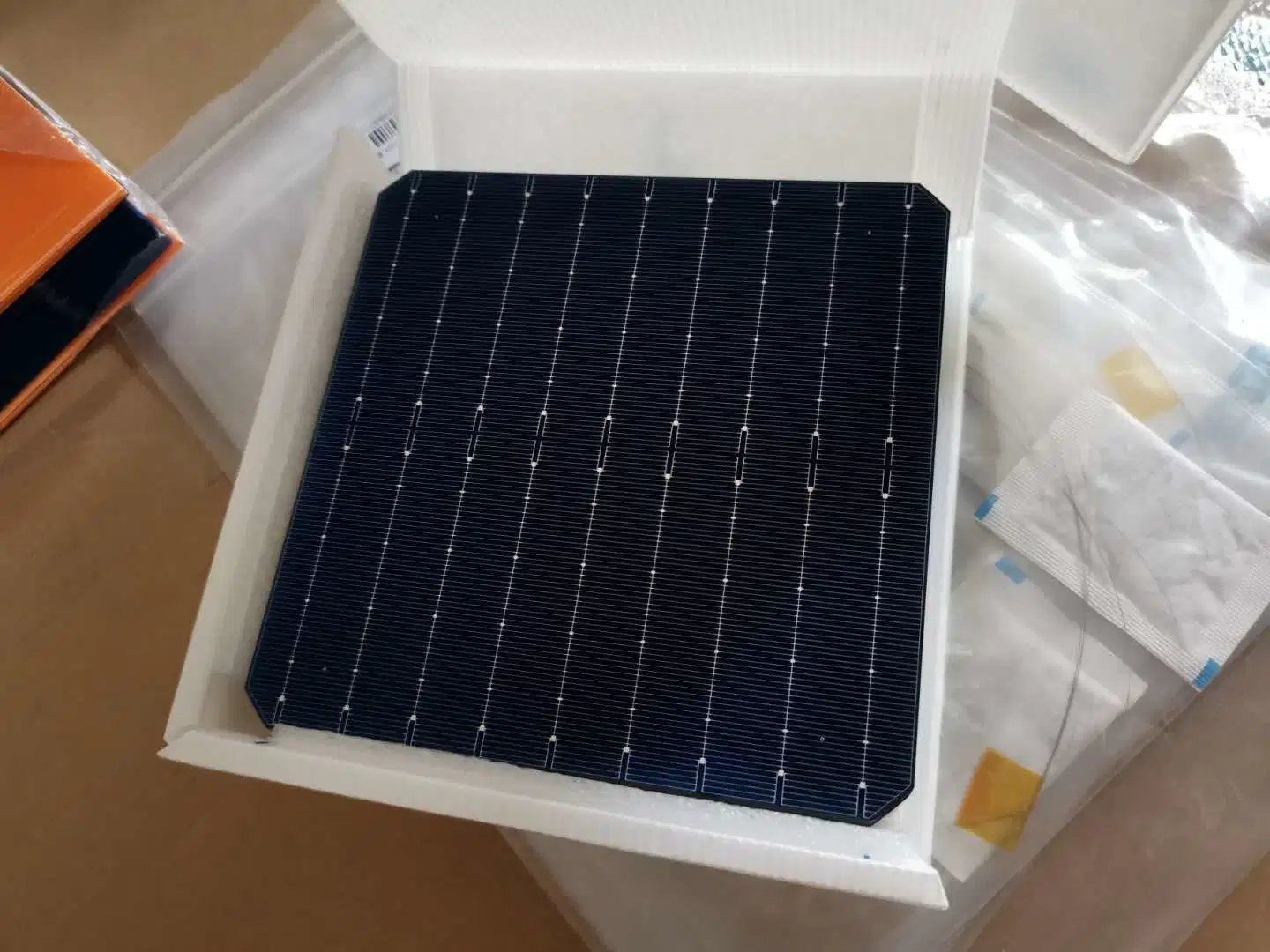 Hot Sale Mono 12V 10bb 9bb 182mm Solar Cell for Solar