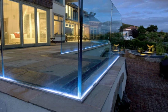 Anodized Aluminum U Channel Fence Base for Glass Railing with LED Light