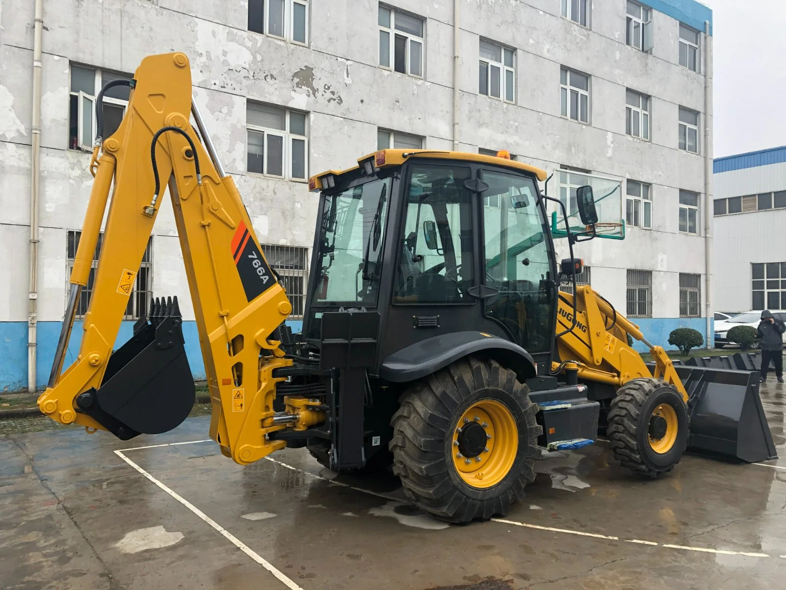 4 Wheel Drive New Backhoe Loader 766A