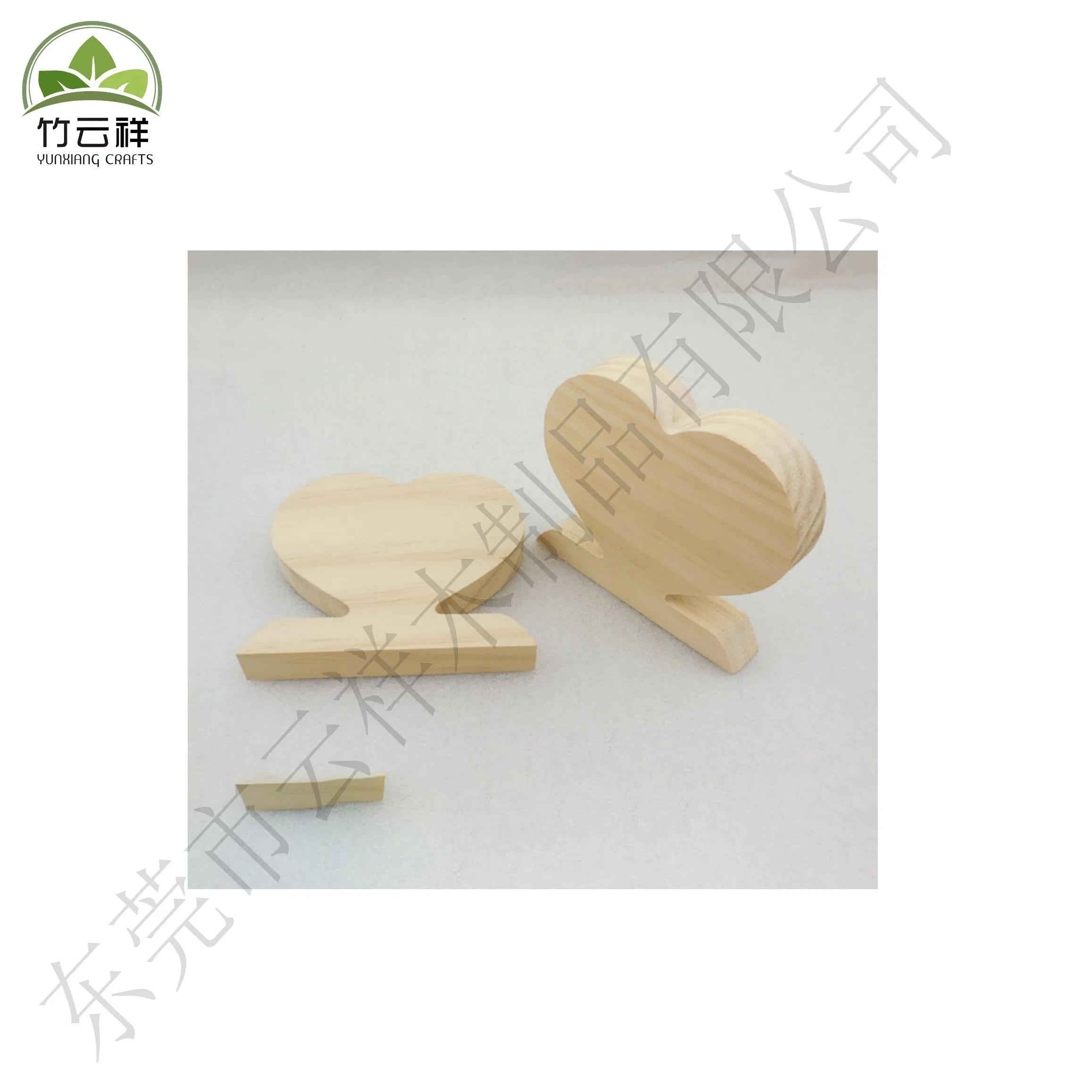 Eco-Friendly Wooden Heart-Shaped Display Board for Home Decoration