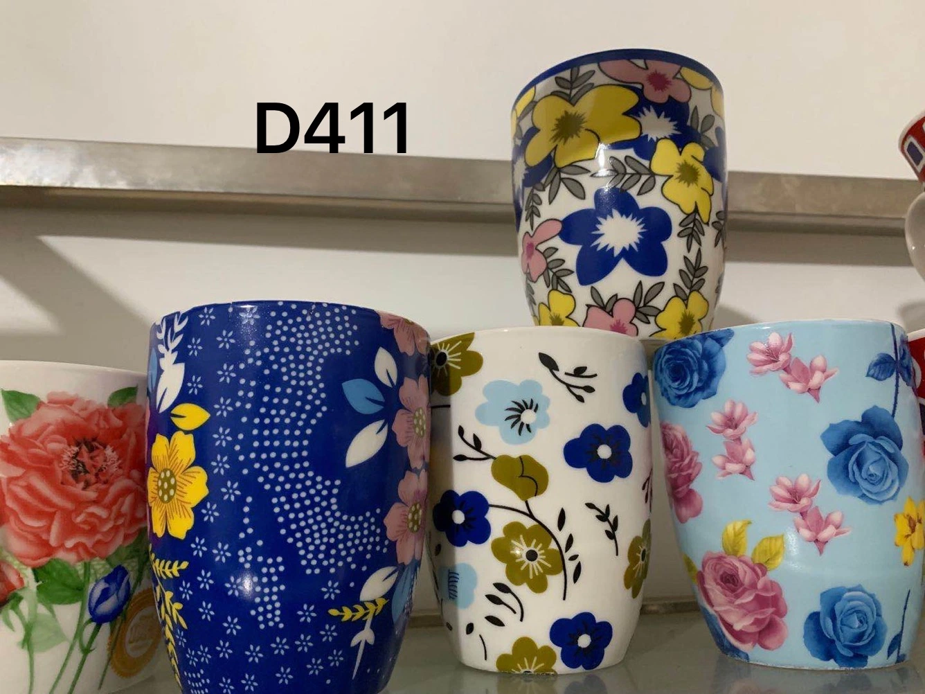 Set of 4 Butterfly Flower Patterns Design Porcelain Mugs Coffee Cup for Festival