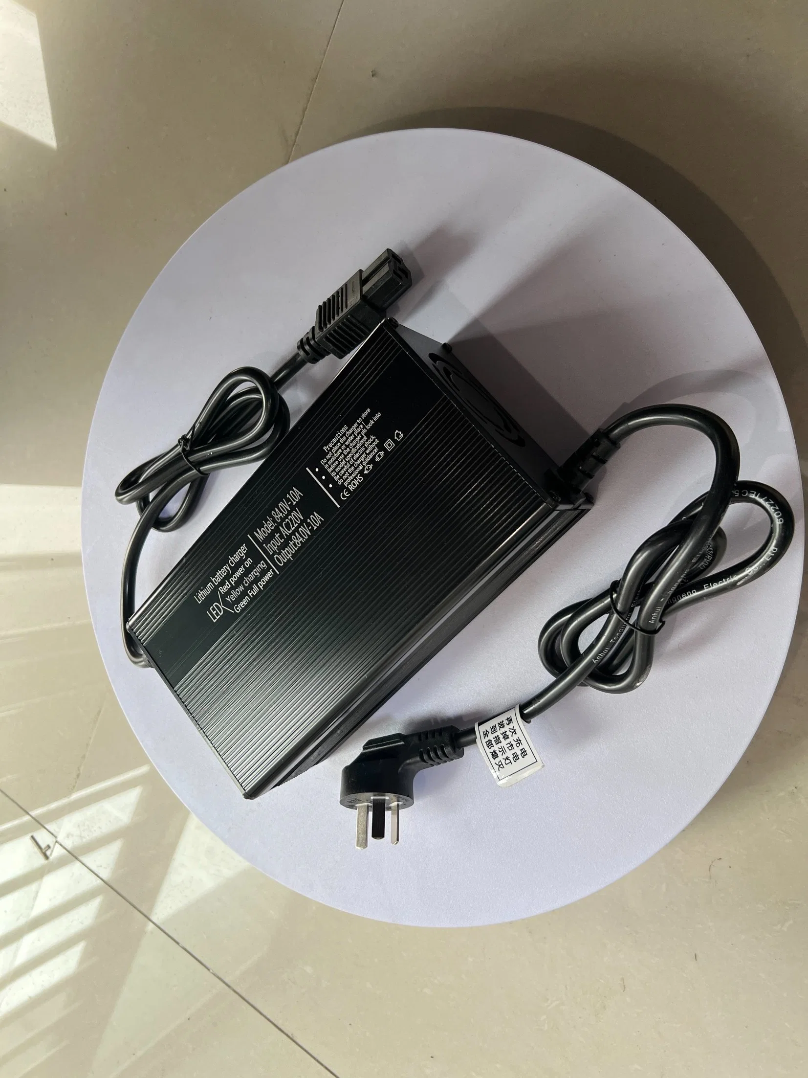 Addison Professional Manufacturer 12V 4A Smart Lead Acid Charger for Electric Vehicle Motorcycle