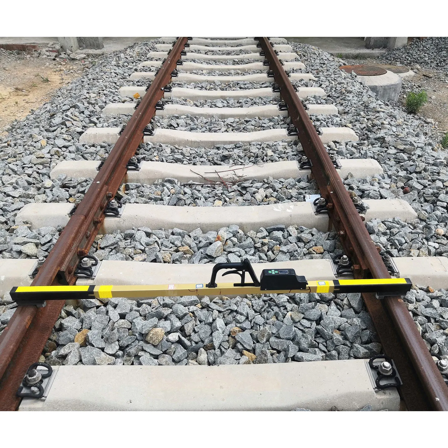 Digital Track Level Gauge for Cant Superelevation Measurement