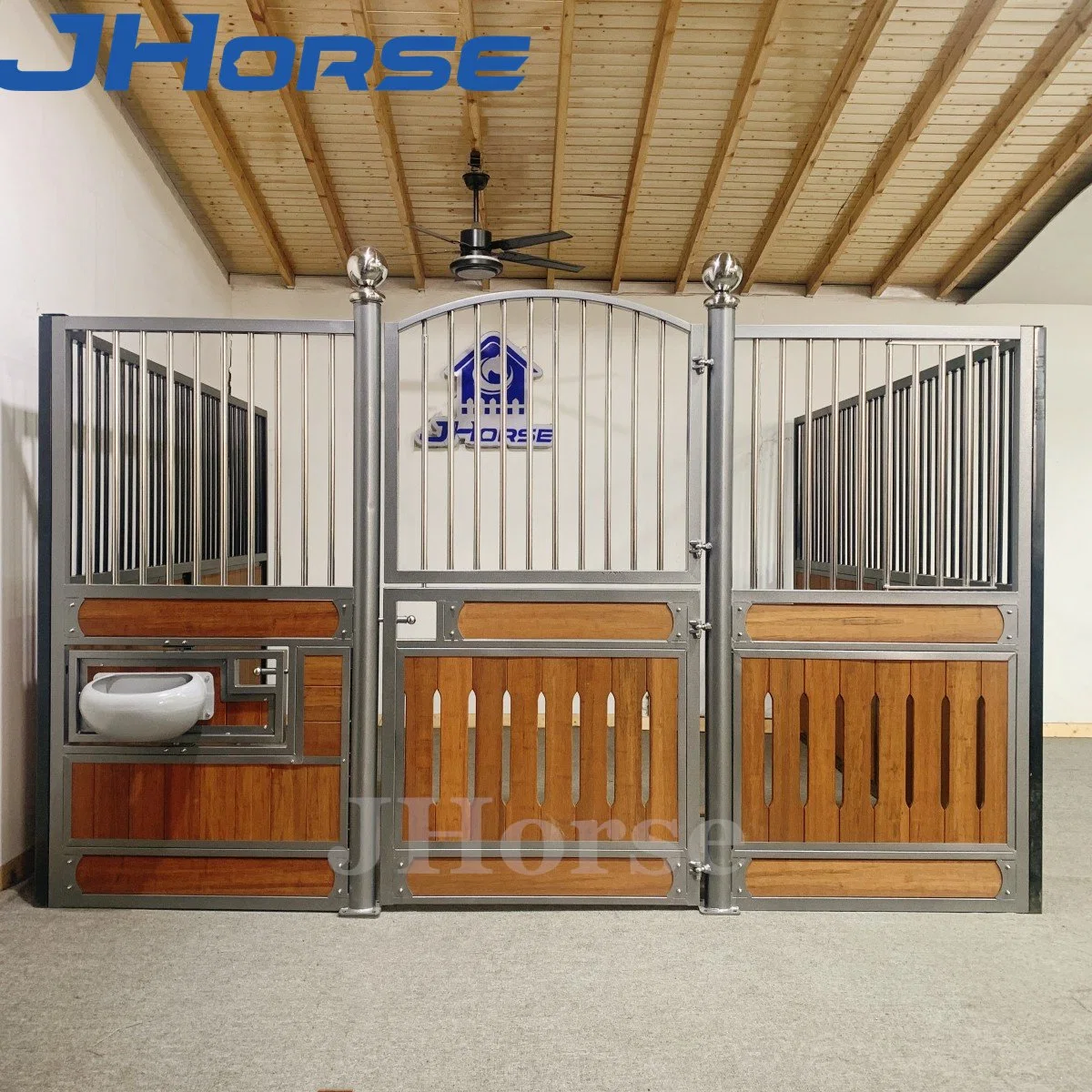 Popular European Style Bamboo Horse Stable Premium Quality Horse Stalls Horse Stables with Hinged Door