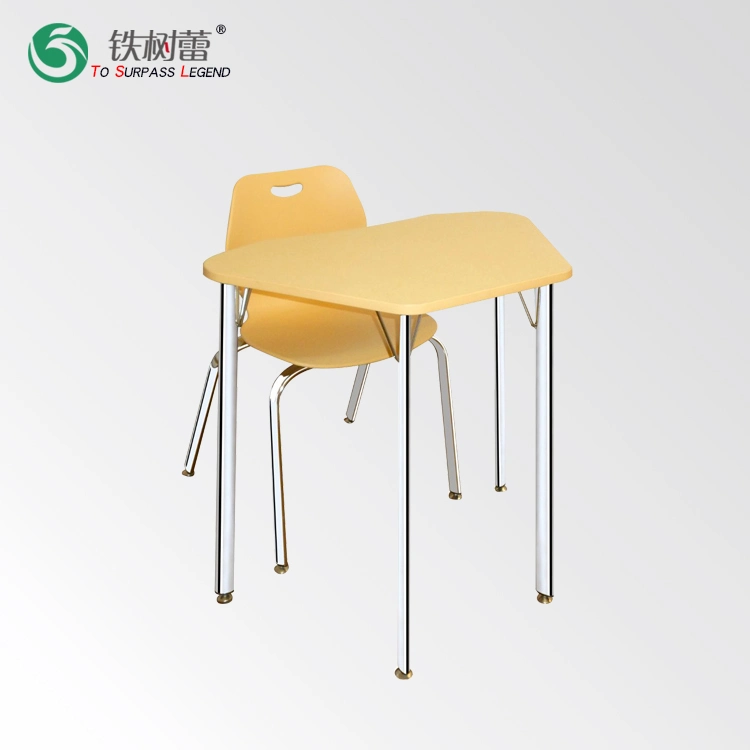 Bureau individuel pour étudiant et chaise d'écolier, mobilier scolaire.