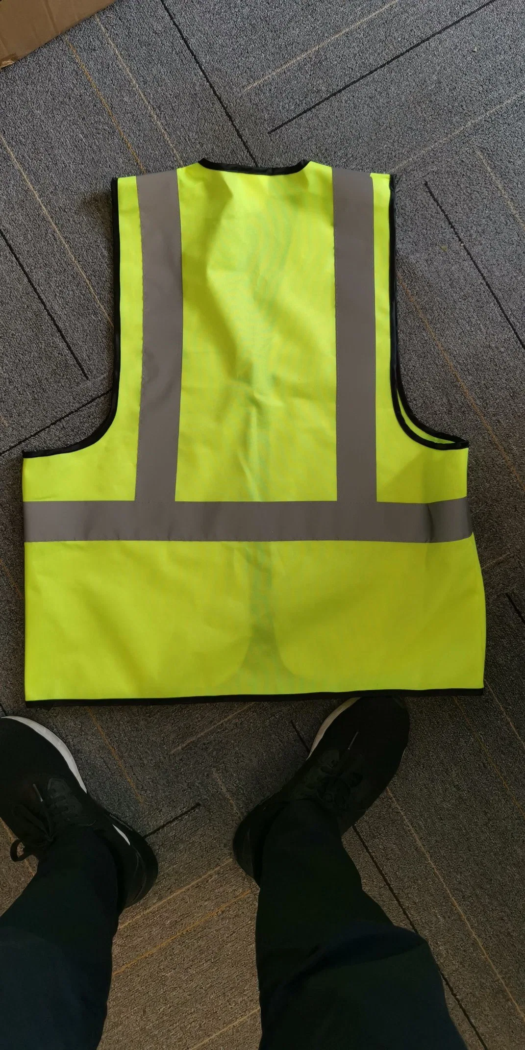 Safetree 120 GSM Safety Reflective Vest with ID Pocket and High Reflective Tapes PPE Vest CE En 20471