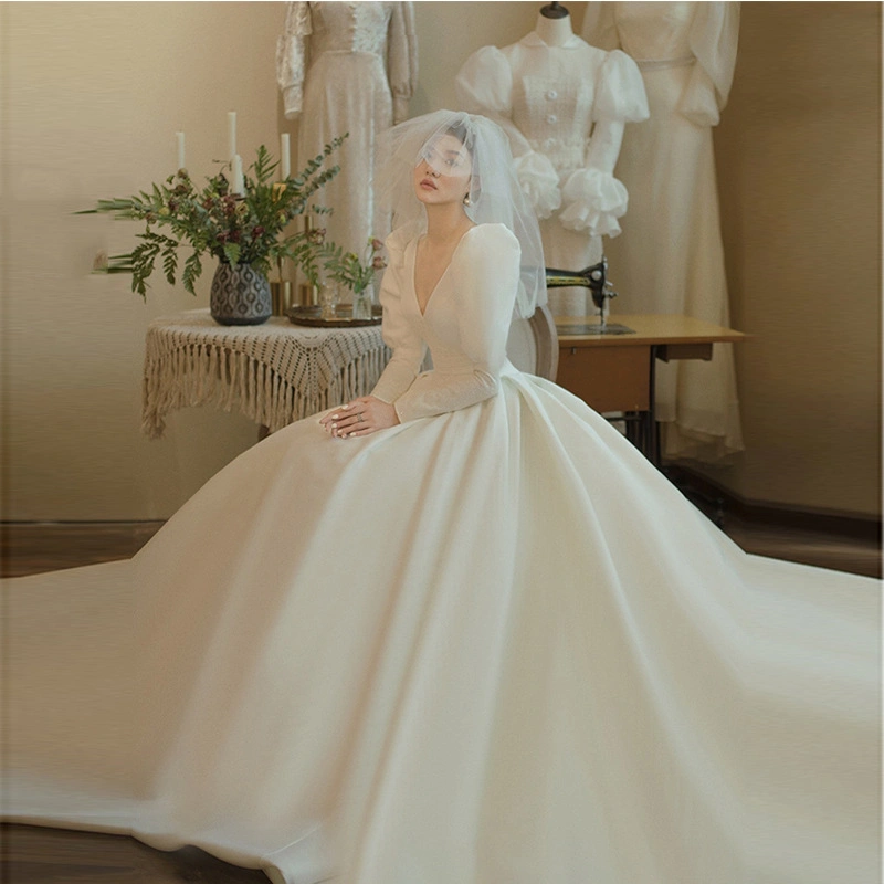 Yc118 2023 Temperament French Bridal Wedding Dress Satin Long Tail Dress