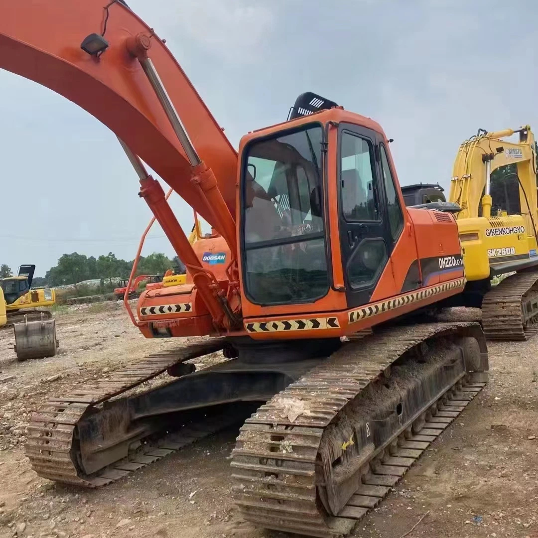 Second Hand Construction Machinery Hydraulic Doosan Excavator Dh220LC