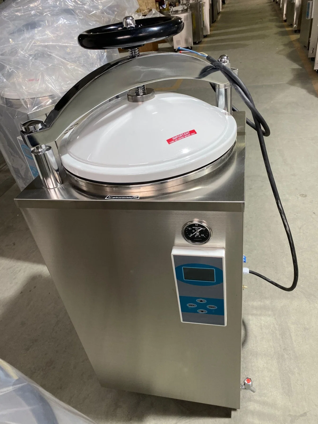 Sada Automatically Vertical Autoclave Medical Machine Sterilizer