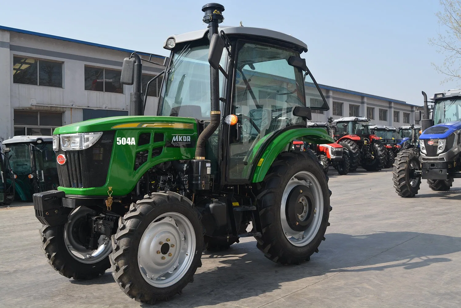 Meilleure qualité et le faible prix chinois 50HP Mini tracteur Compact de machines agricoles petit jardin avec du chargeur sur roues 50HP60HP70HP80HP