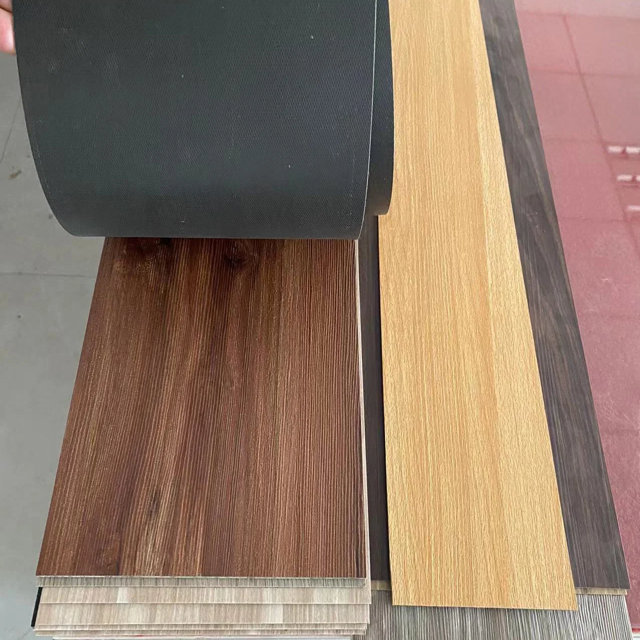 Soft Lvt Plastic Flooring Wood Grain PVC Floor Tile Residential Vinyl Flooring
