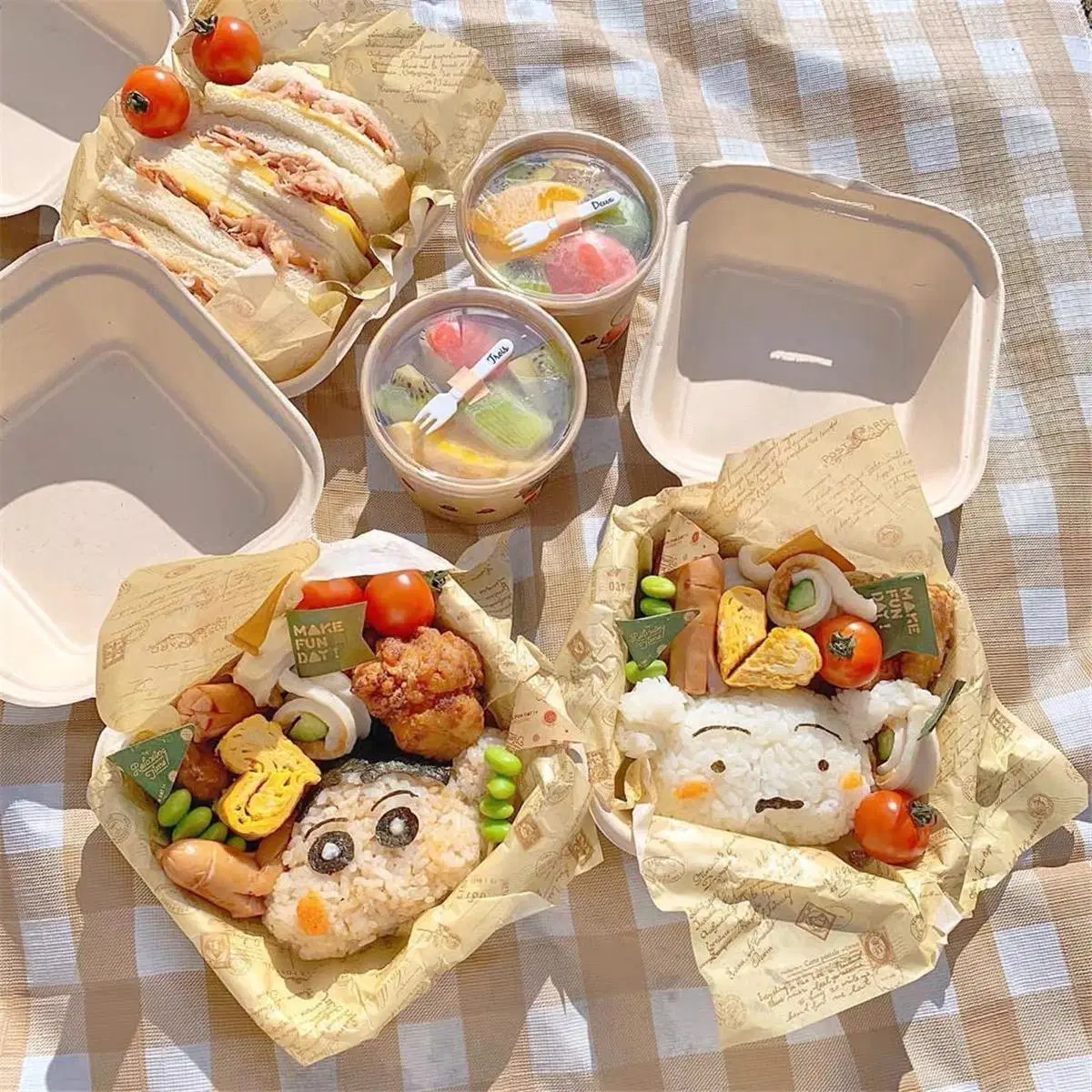 Biodegradable Tableware Disposable Paper Pulp Bagasse Food Container Sugar Cane Bagasse Mini Cake Box Clamshell Box