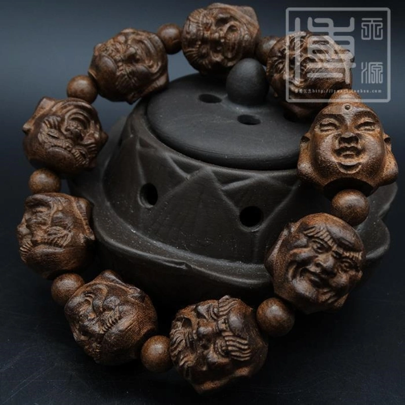 Madera de agarwood tallada cuatro Buda 18 Arhat Buddha Bead Bracelet Carving