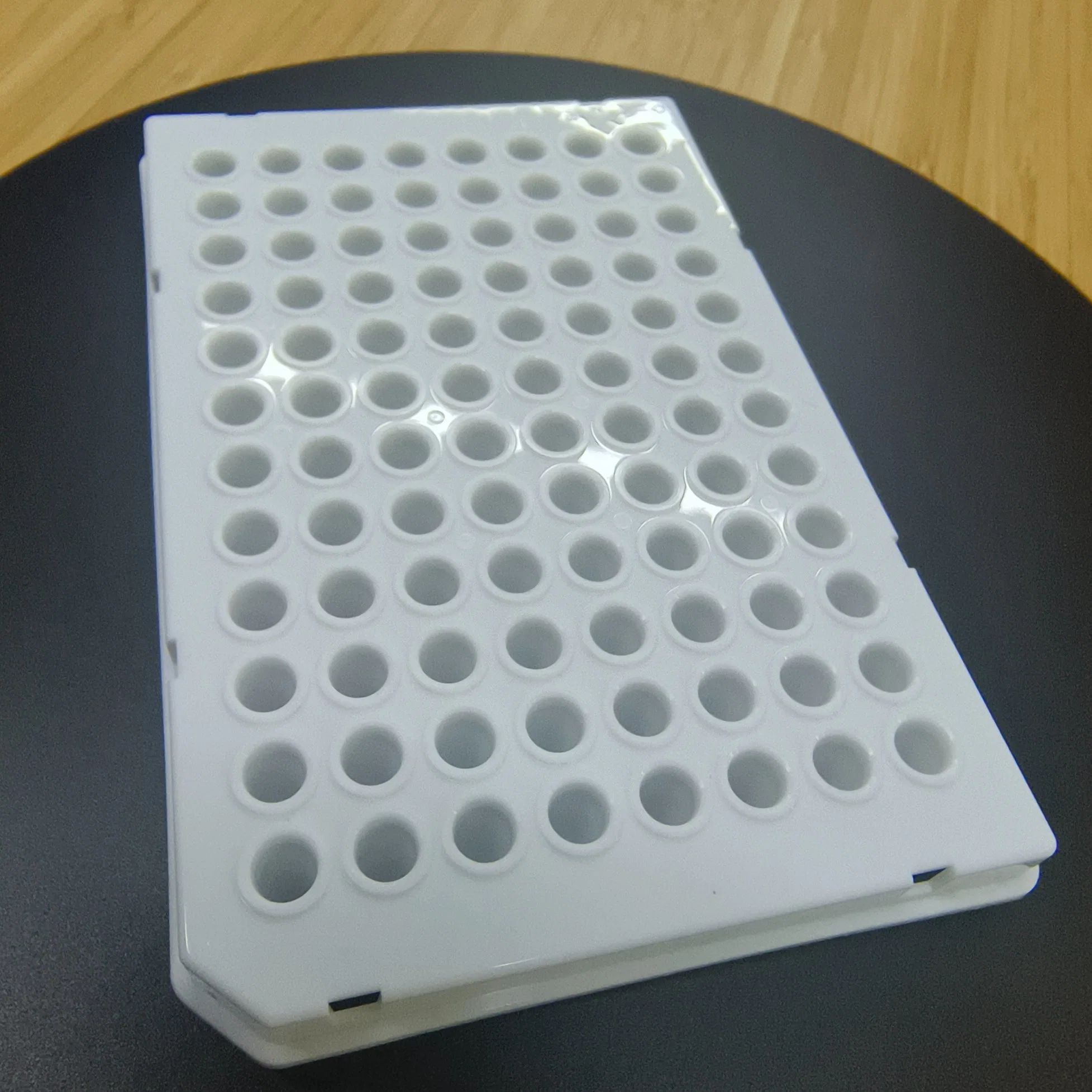 Sterilization Grade Polypropylene 0.1/0.2ml 96-Well PCR Plate