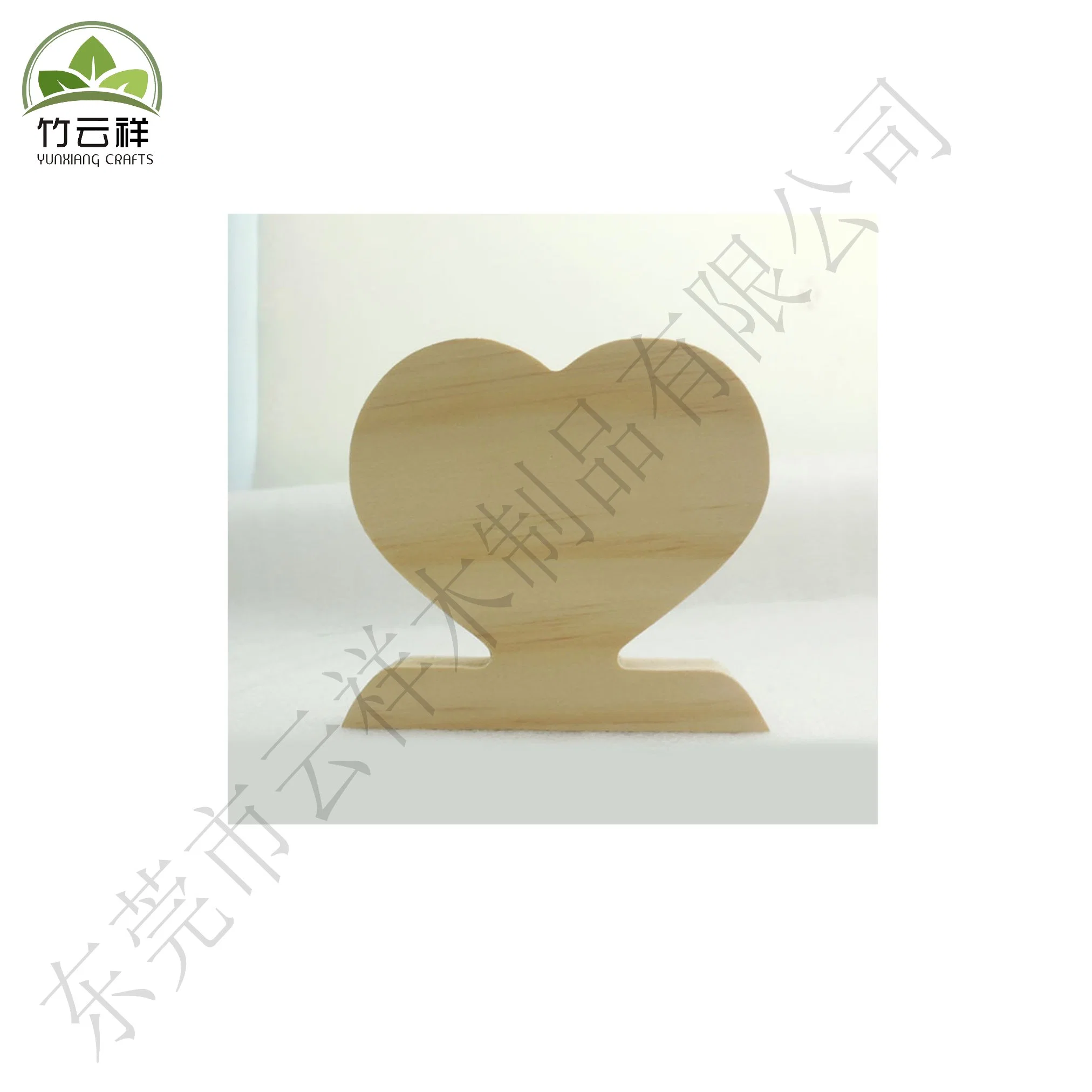 Eco-Friendly Wooden Heart-Shaped Display Board for Home Decoration