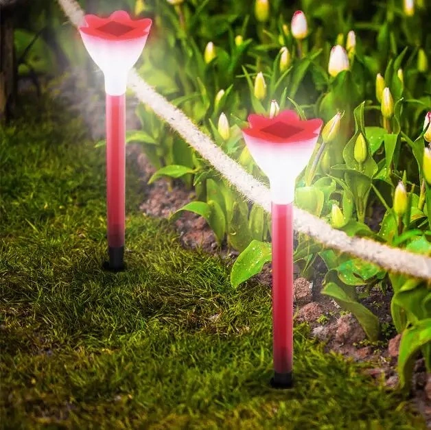 Plastic Flower Shape Solar Lawn Lamp Outdoor Spike Solar Power Garden Outdoor Lights