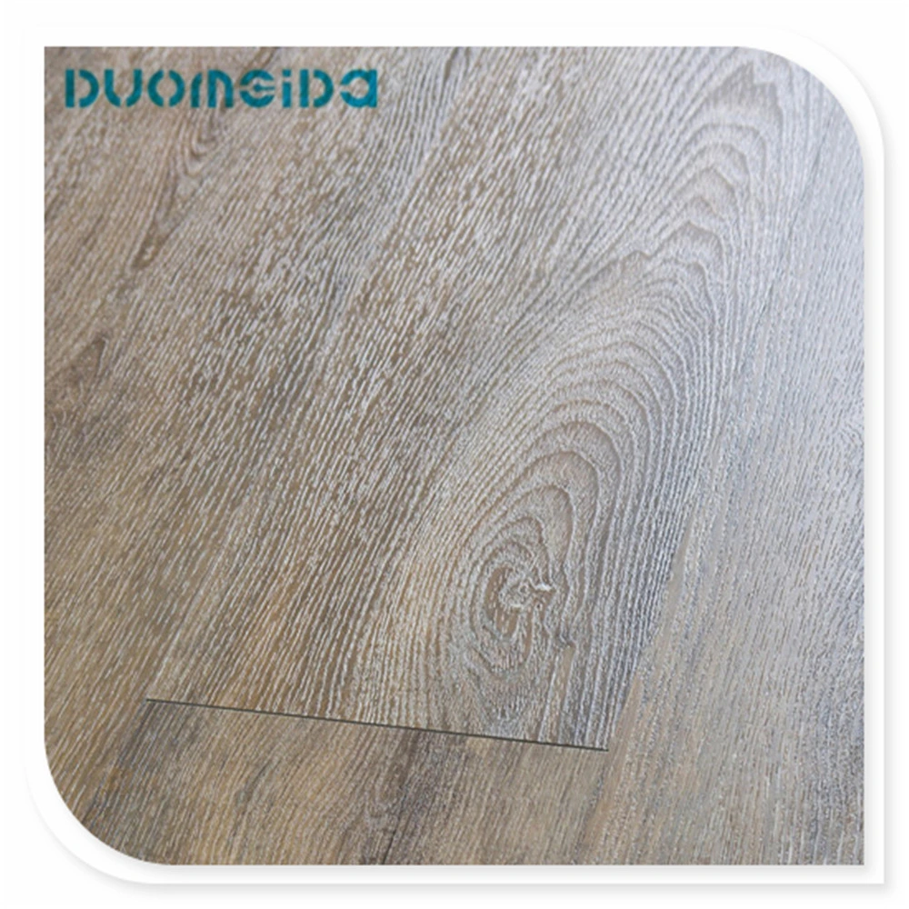 Revêtement de sol en vinyle en plastique PVC LVT SPC à clic imperméable au design en bois.