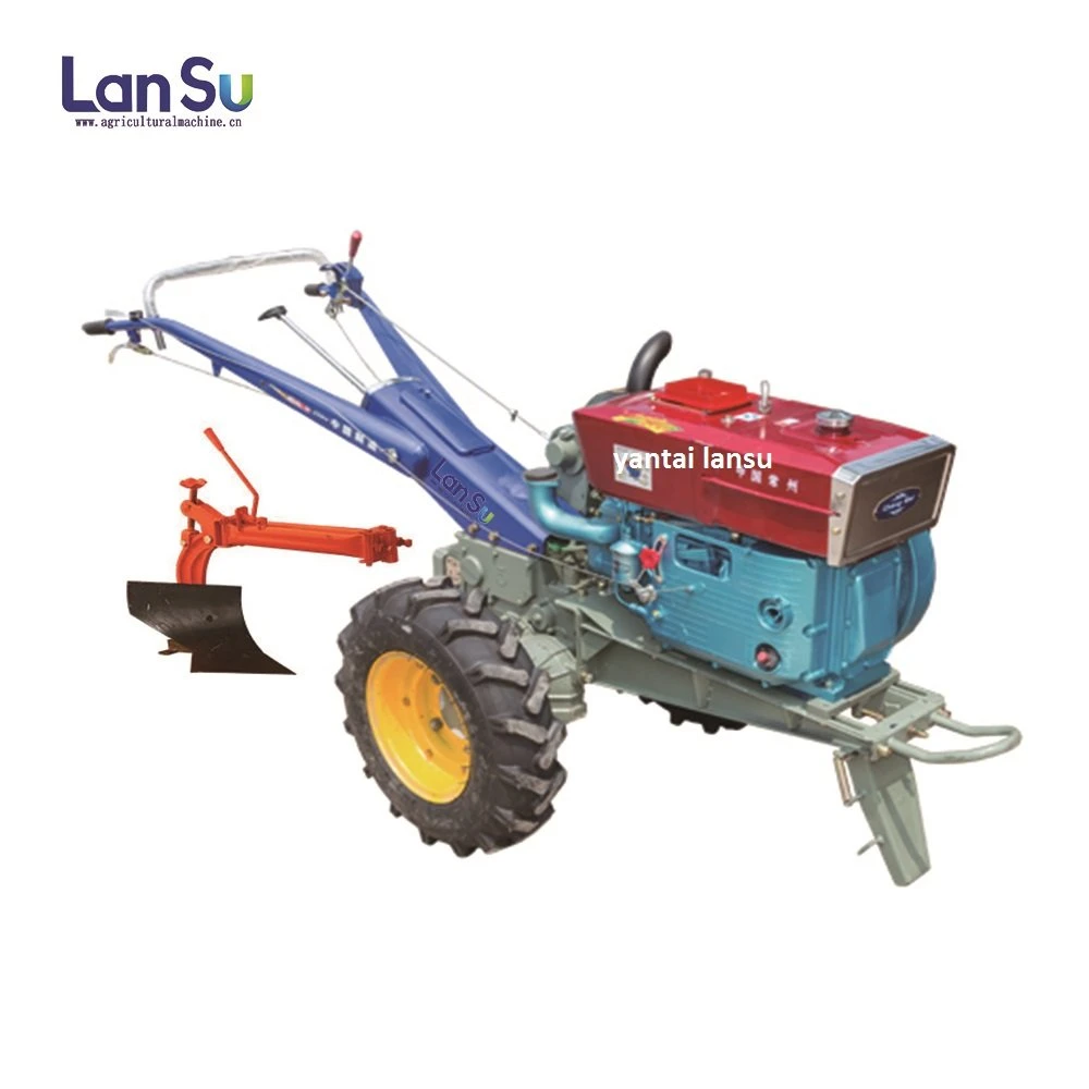 Hand-Traktor mit Drehfräse
