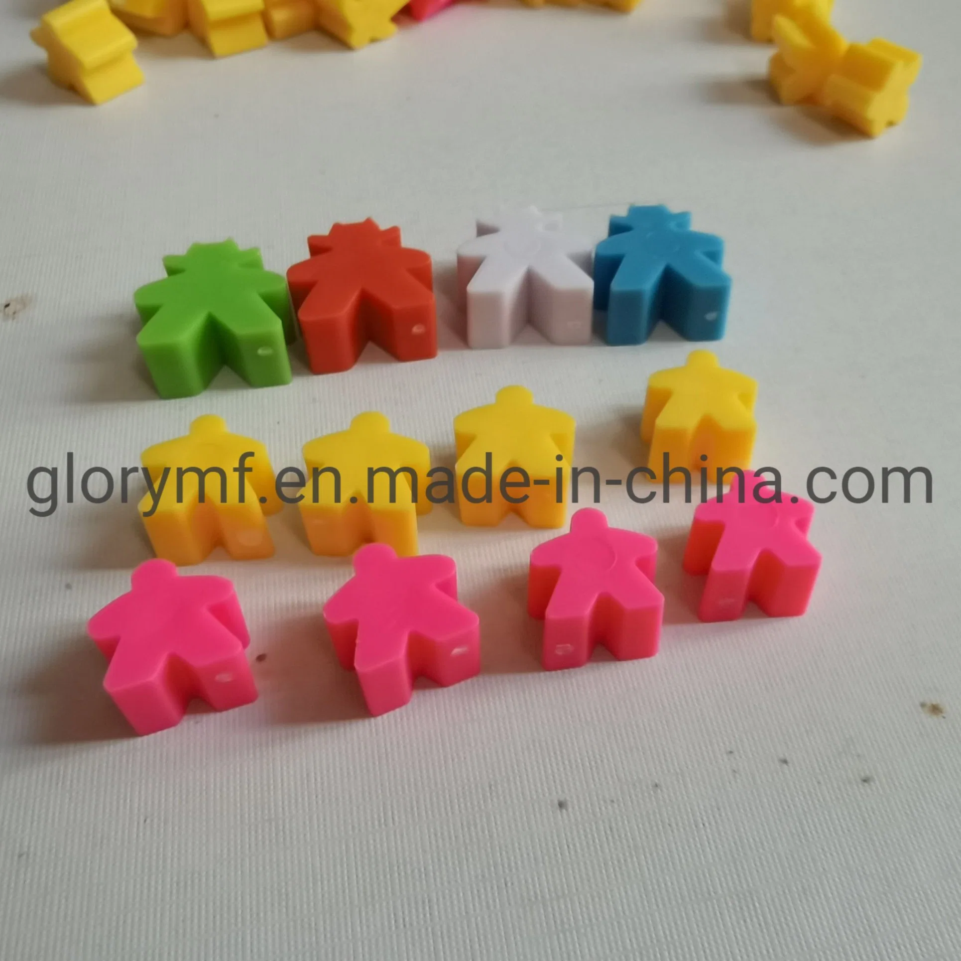 China Suppliers Colorful Plastic Meeples for Board Game Card Game